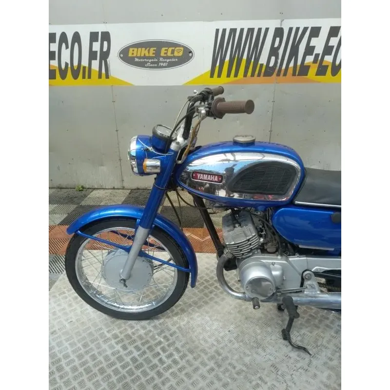 YAMAHA YCS 180