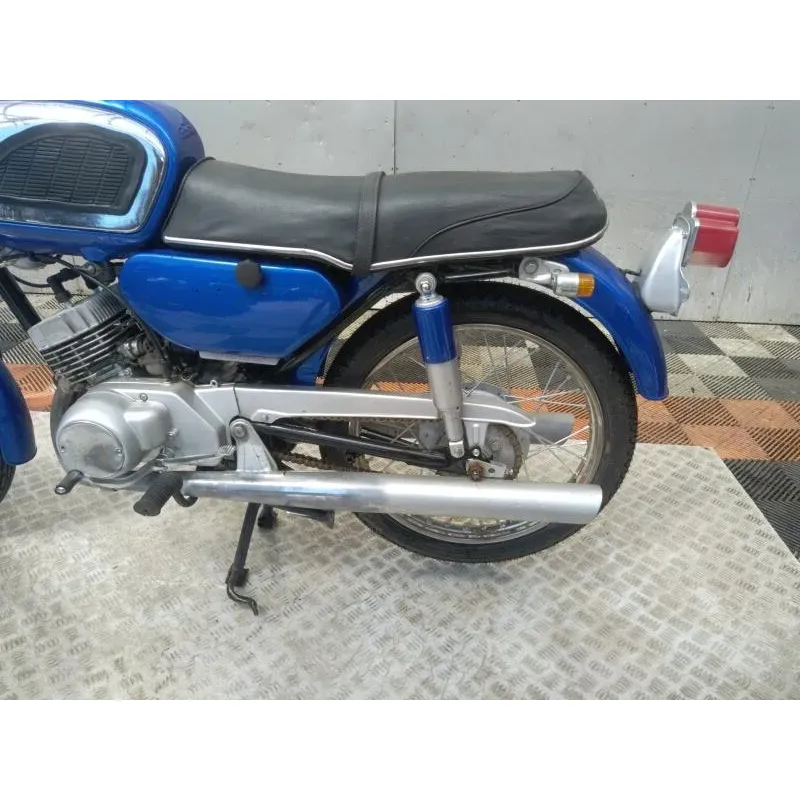 YAMAHA YCS 180