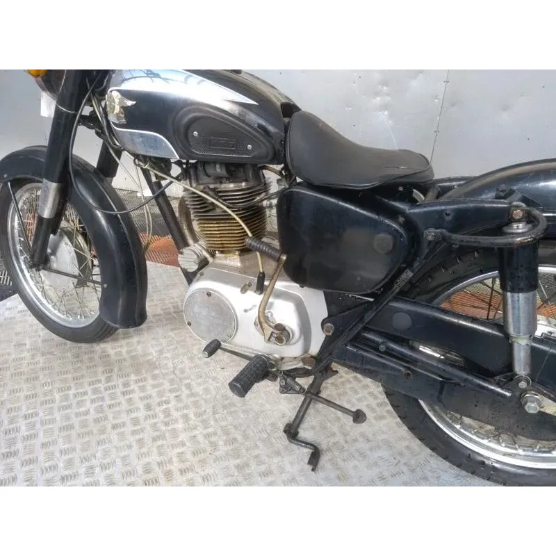 MEGURO 250 SG