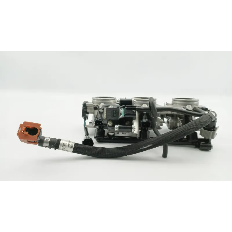 Rampe d'injection TRIUMPH STREET TRIPLE 675 2011 - 2012