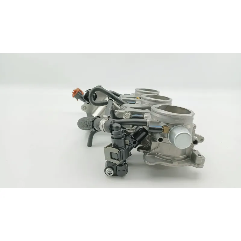 Rampe d'injection TRIUMPH STREET TRIPLE 675 2011 - 2012