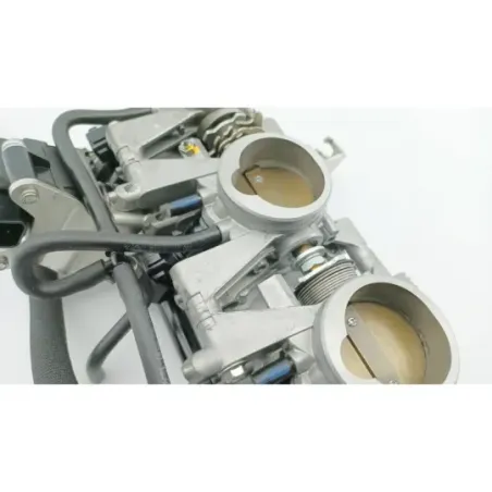 Rampe d'injection TRIUMPH STREET TRIPLE 675 2011 - 2012