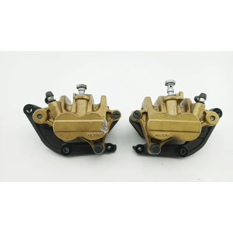 Etrier de frein avant TRIUMPH STREET TRIPLE 675 2011 - 2012
