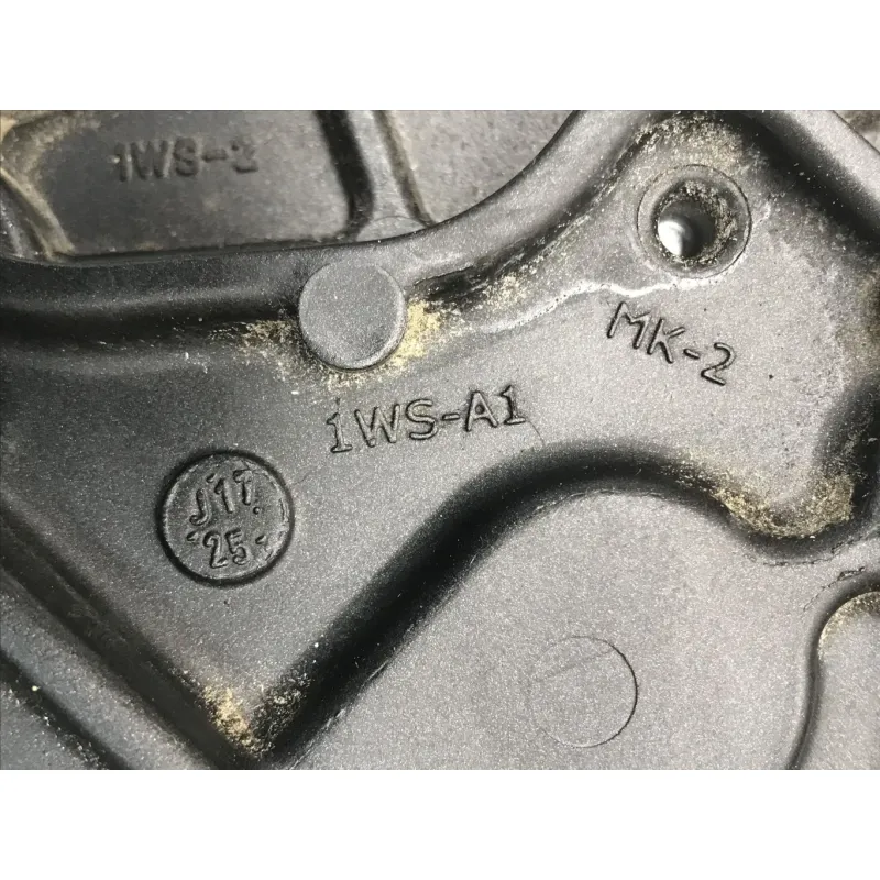 Platine avant gauche YAMAHA MTT690 700 2020-2021 TRACER 7