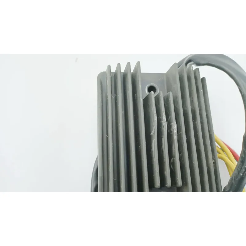 Regulateur charge batterie PIAGGIO BEVERLY 350 ABS 2016 - 2020