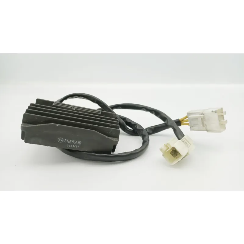 Regulateur charge batterie PIAGGIO BEVERLY 350 ABS 2016 - 2020