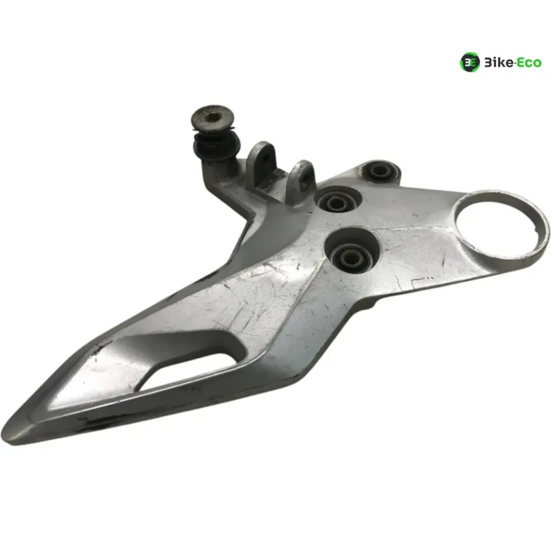 Platine avant gauche SUZUKI GSX 1300 BK 2007-2011 B-KING