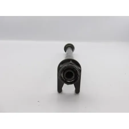 Axe de roue arriere HONDA CBR 600 F 1995 - 1996