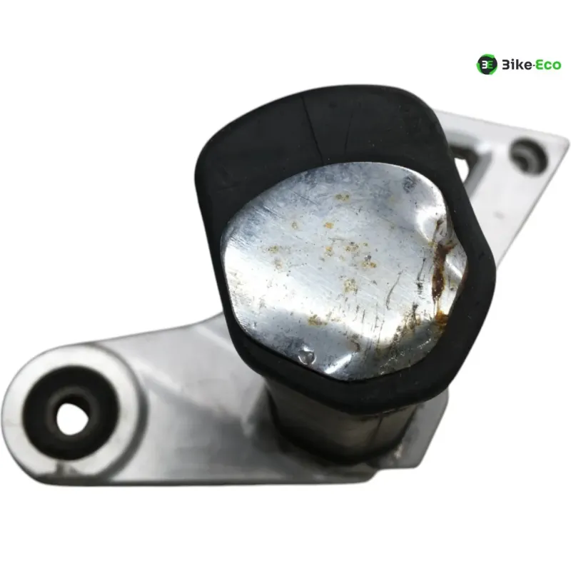 Platine et repose pieds arriere droit SUZUKI GSX 1100 F 1988-1993