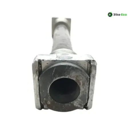 Axe de roue arriere HONDA CRF 250 R 2010