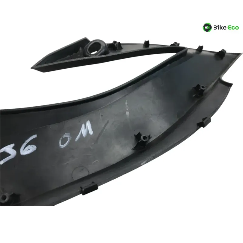 Cache lateral droit YAMAHA XJ6 N 600 2009-2011