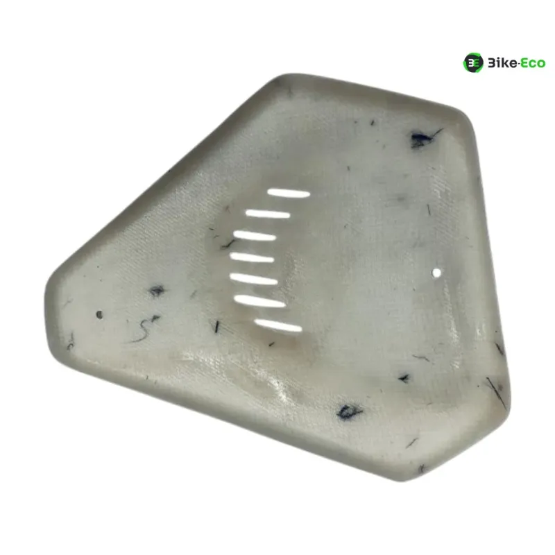Cache carenage sous selle droit DUCATI 900 SS 1975-1982