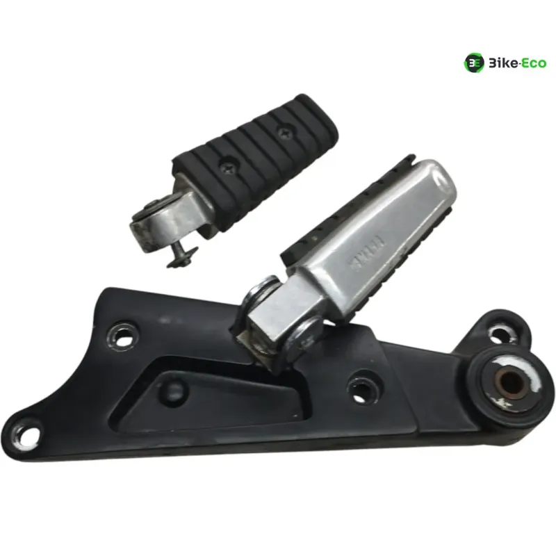 Platine et repose pieds arriere gauche YAMAHA VMAX 1200 1993-2007 U.S FULL