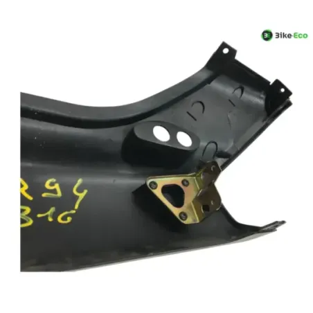 Cache carenage coque arriere droit SUZUKI GSXR 1100 1993-1996