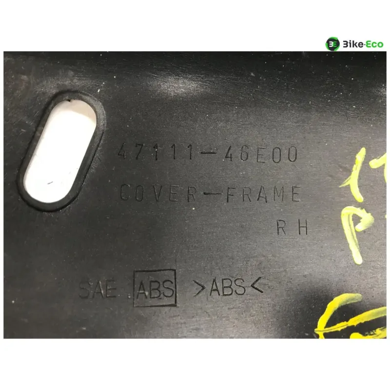 Cache carenage coque arriere droit SUZUKI GSXR 1100 1993-1996