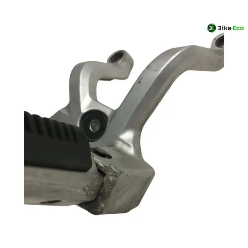 Platine et repose pieds arriere droit KAWASAKI KLV 1000 2004-2005