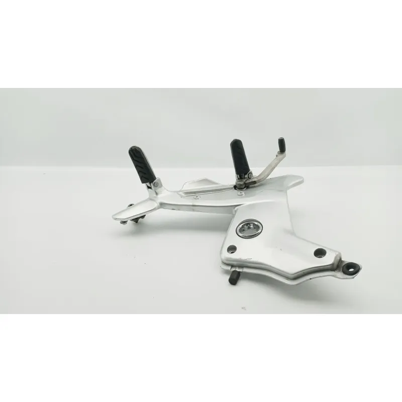 Platine avant gauche MOTO GUZZI NORGE 1200 2006 - 2010