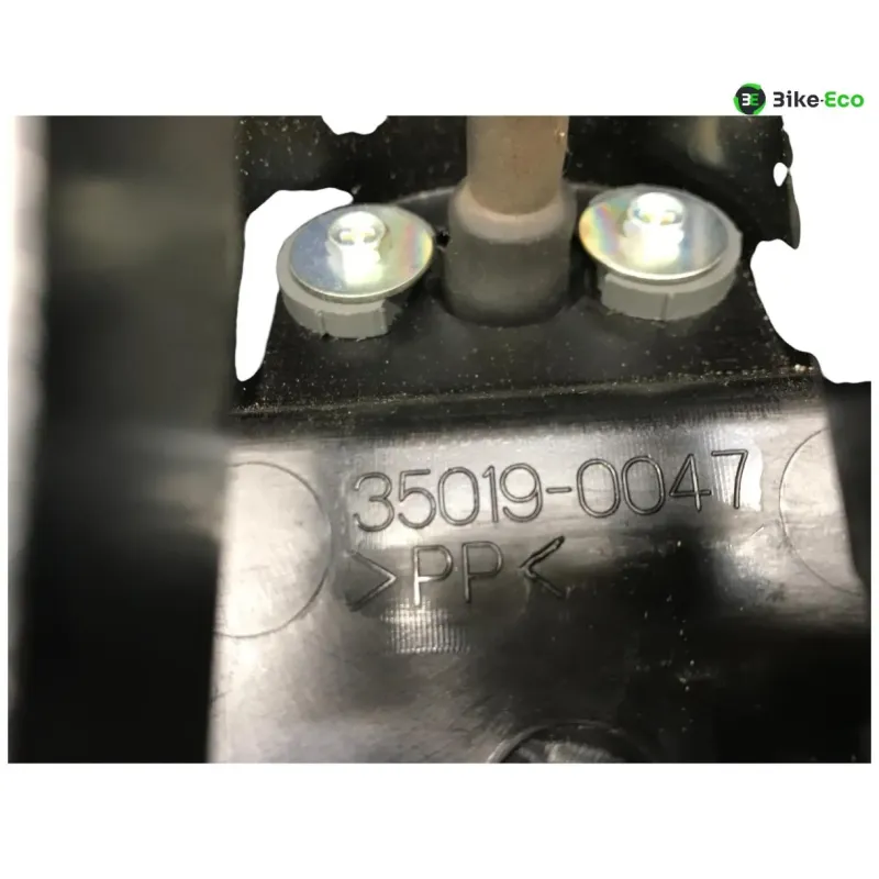 Support de plaque et eclairage KAWASAKI Z 750 2007-2012