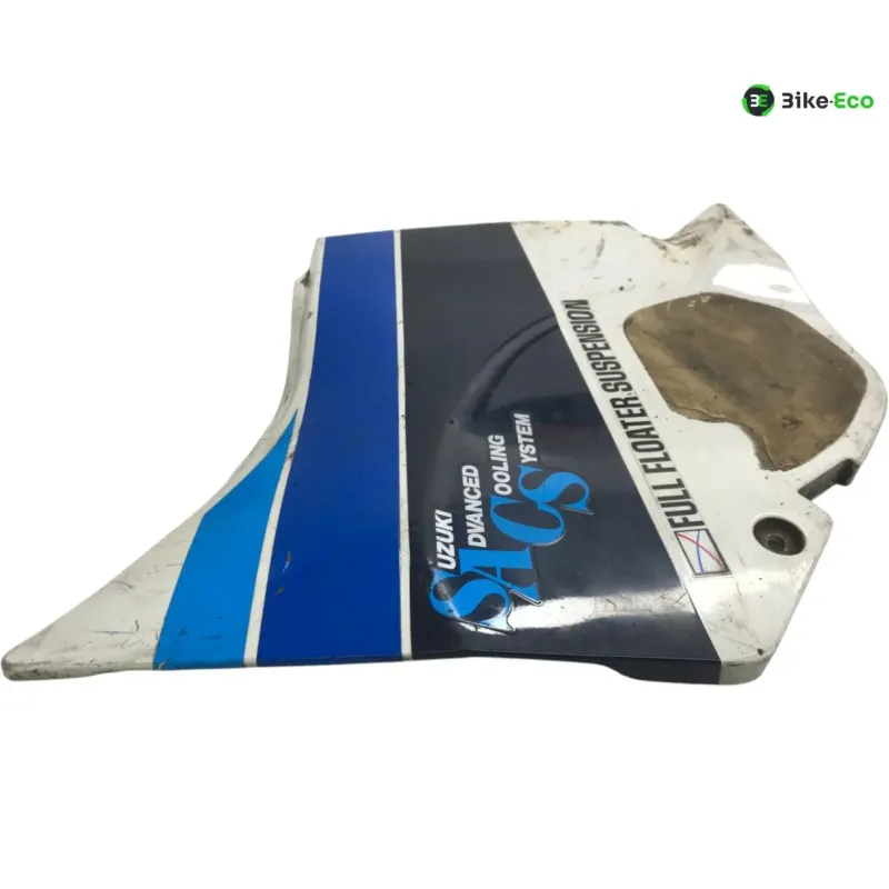 Cache carenage sous selle gauche SUZUKI GSXR 750 1985-1987