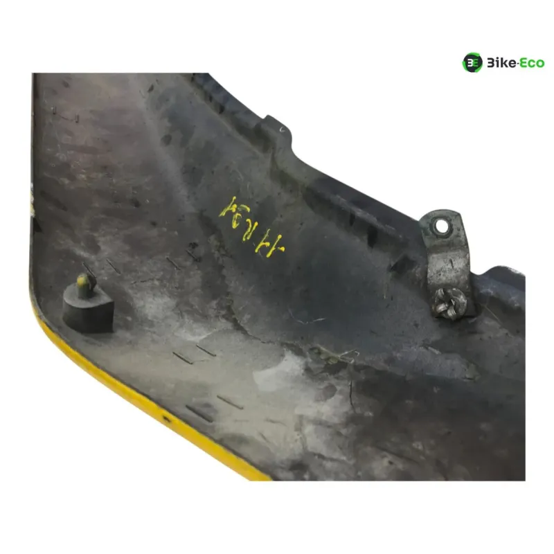 Cache carenage coque arriere gauche SUZUKI GSXR 1100 1991-1992