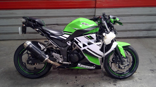 KAWASAKI 300 NINJA