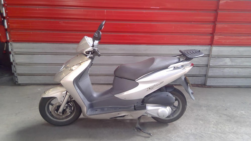 HONDA 125 DYLAN