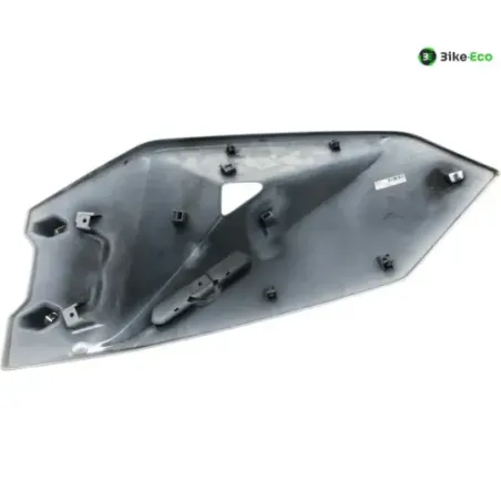 cache carenage face avant gauche BMW CE 04 2021-2024