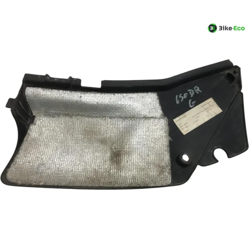 Cache carenage sous selle gauche SUZUKI DR 650 RS 1990-1995