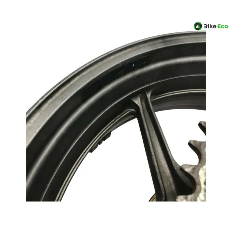 Jante arriere KAWASAKI Z 750 2004-2006