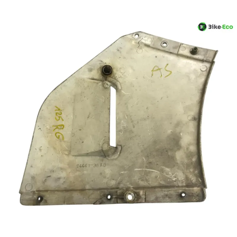 Cache flanc de carenage gauche SUZUKI RG 125 1985-1991 GAMMA