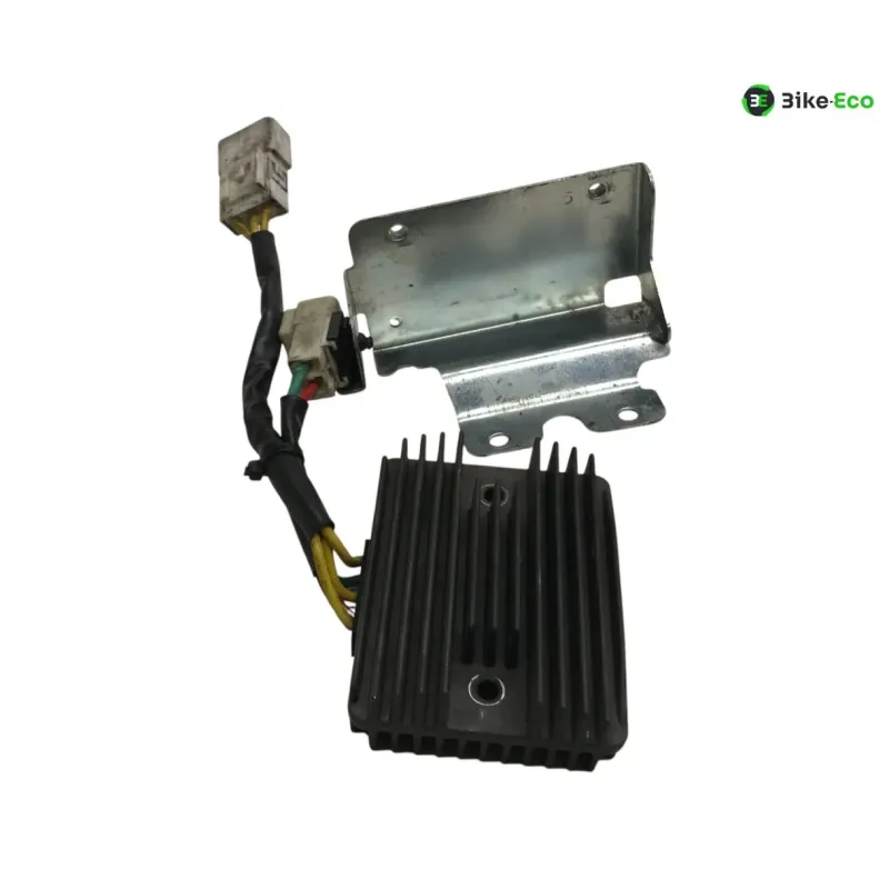 Regulateur charge batterie PIAGGIO VESPA GTS 300 2018-2020 SUPER HPE-TECH