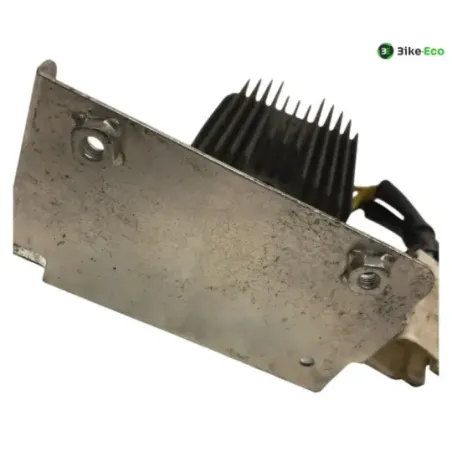 Regulateur charge batterie PIAGGIO VESPA GTS 300 2018-2020 SUPER HPE-TECH