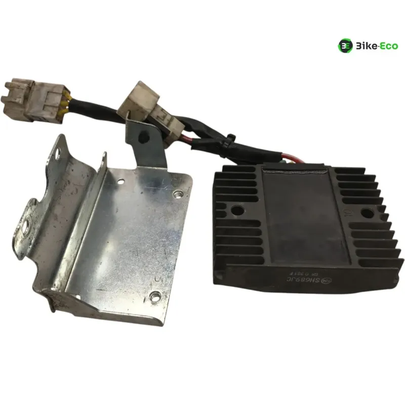 Regulateur charge batterie PIAGGIO VESPA GTS 300 2018-2020 SUPER HPE-TECH