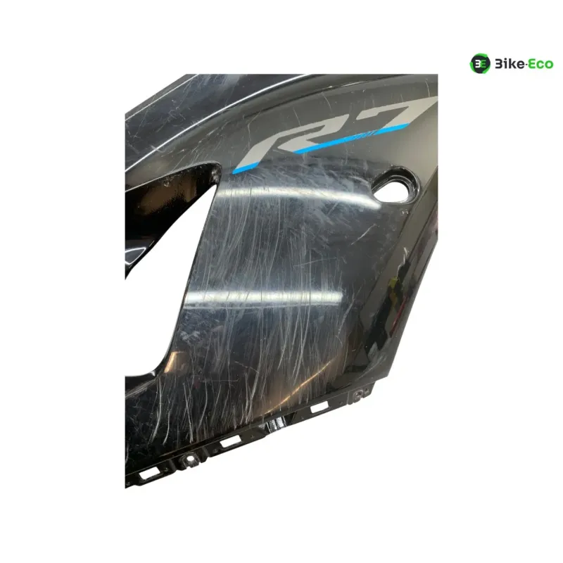 Cache flanc de carenage droit YAMAHA YZF 700 2022-2025 R7