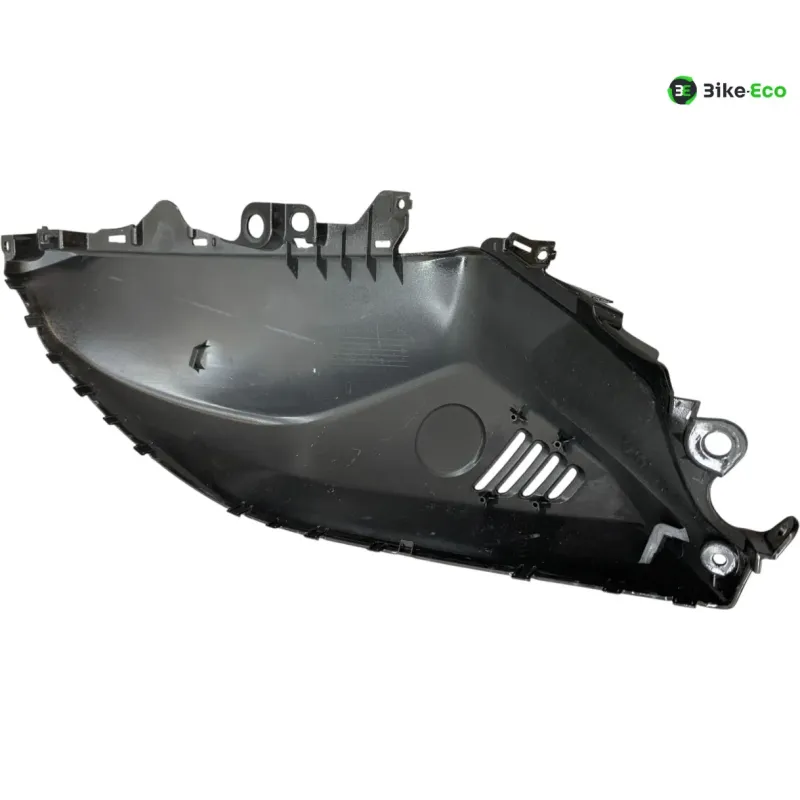 Cache reservoir droit YAMAHA YZF 700 2022-2025 R7