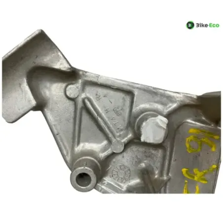 Platine avant droite HONDA VFR F 750 1990-1993
