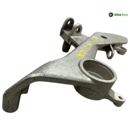 Platine avant droite HONDA VFR 800 FI 1998-2001