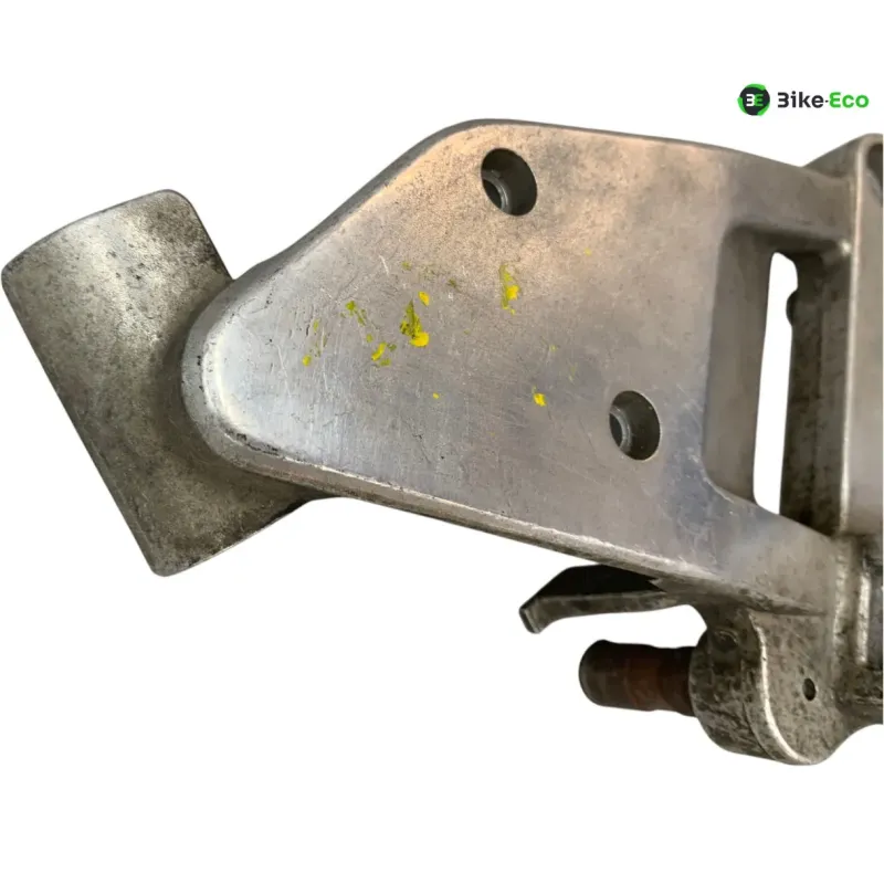 Platine avant droite HONDA VFR F 750 1990-1993