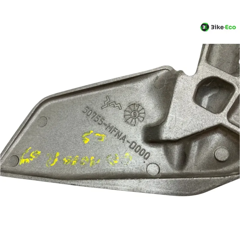 Platine avant gauche HONDA CB 1000 R 2008-2016