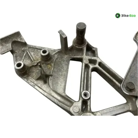 Platine avant droite HONDA VFR F 750 1990-1993