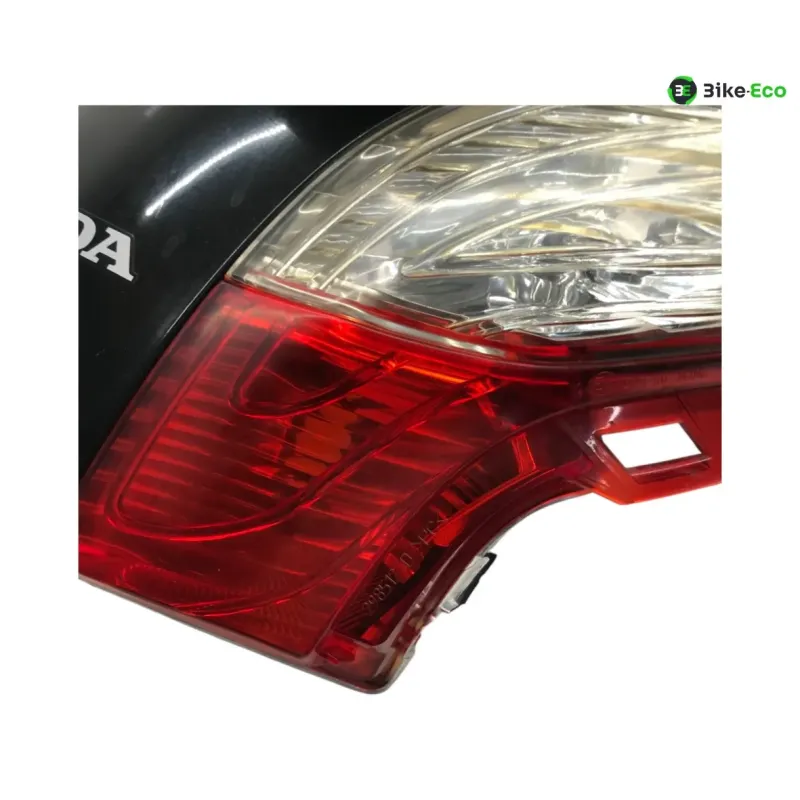 Feu arriere HONDA FES 125 2007-2013 S-WING