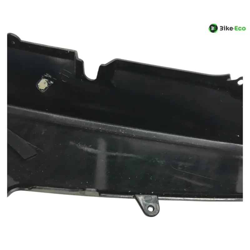 Cache carenage coque arriere droit GILERA GP 800 2007-2011