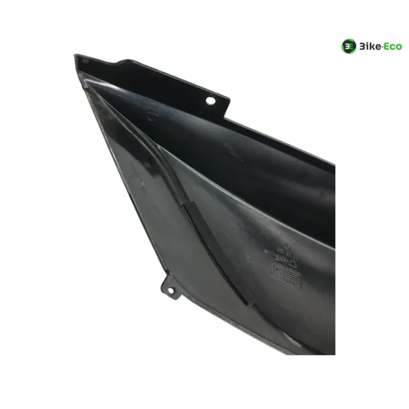 Cache carenage coque arriere droit GILERA GP 800 2007-2011