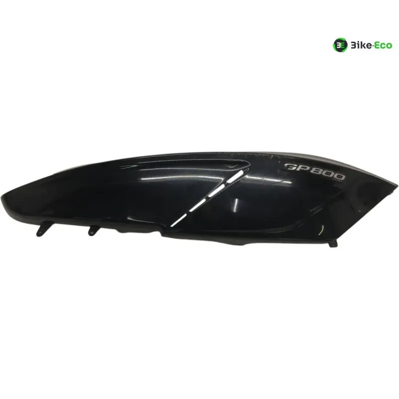 Cache carenage coque arriere droit GILERA GP 800 2007-2011