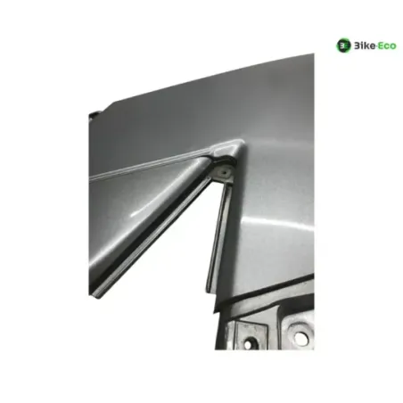 Cache lateral droit GILERA GP 800 2007-2011