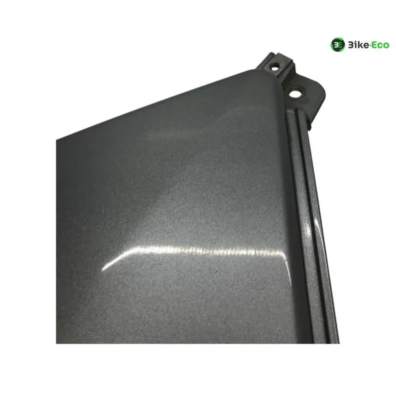 Cache lateral droit GILERA GP 800 2007-2011