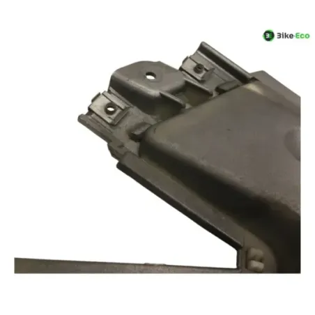 Cache lateral droit GILERA GP 800 2007-2011