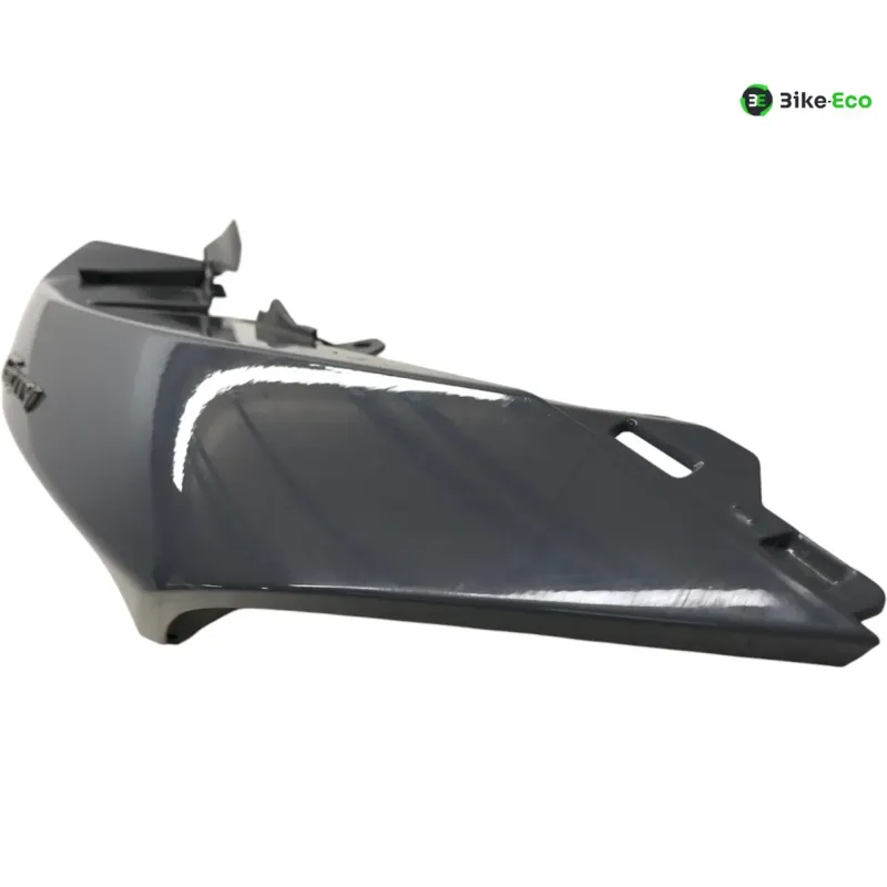 Cache carenage coque arriere gauche YAMAHA MWD 300 TRICITY 2020-2024