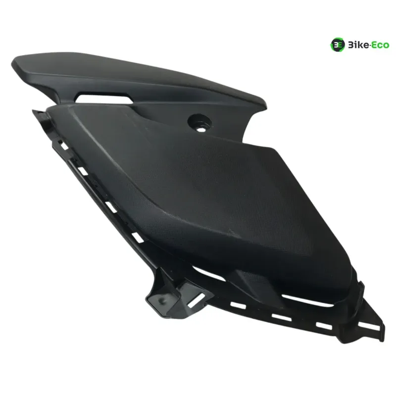 Cache lateral gauche YAMAHA YPR 125 2023-2025 XMAX