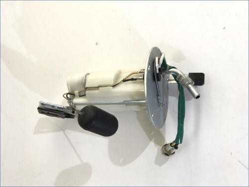 Pompe a essence SUZUKI GSR 750 2011-2016